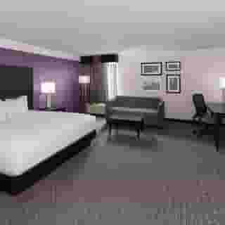 La Quinta Inn & Suites by Wyndham Austin Round Rock, 2 of 6