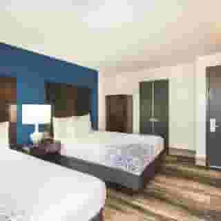 La Quinta Inn & Suites by Wyndham Brooklyn Downtown, 3 of 6