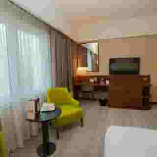 The Grand Lux Hotel, 2 of 6