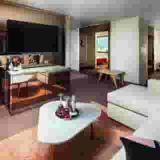 Sls Hotel, a Luxury Collection Hotel, Beverly Hills, 2 of 6