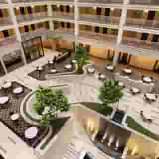 Embassy Suites by Hilton Chicago Downtown River North, 6 of 6