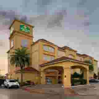 La Quinta Inn & Suites by Wyndham Houston Bush Intl Airpt E, 3 of 6