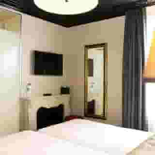 Hotel Le Montmartre Saint Pierre, 4 of 6