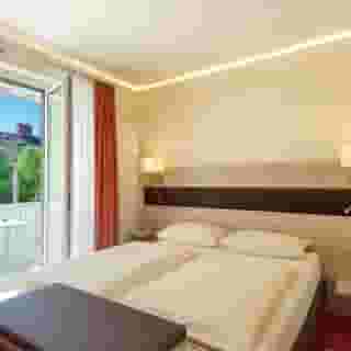 Hotel Kriemhild am Hirschgarten, 4 of 6
