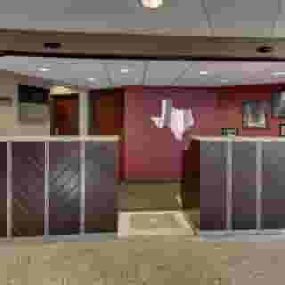 Heritage Inn Suites Houston/Sugar Land, Trademark by Wyndham, 1 of 6