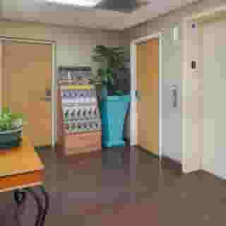 H3 Inn & Suites - Lax Airport - Los Angeles, 6 of 6