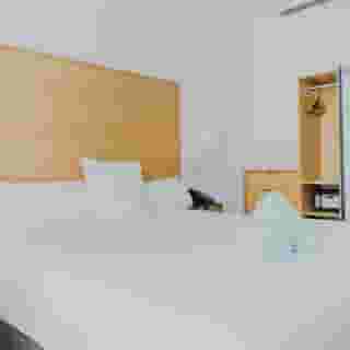 Aquitania Home Suites, 4 of 6