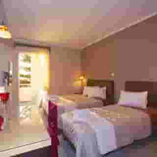 Kyparissia Beach Hotel, 3 of 6