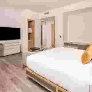 Hilton Club The Central at 5th New York, 2 of 6