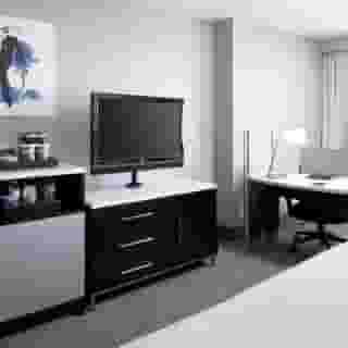 Hilton Woodland Hills / Los Angeles, 5 of 6