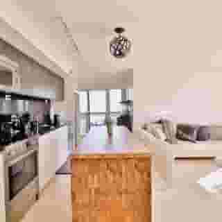 Forma serviced suites, 2 of 6