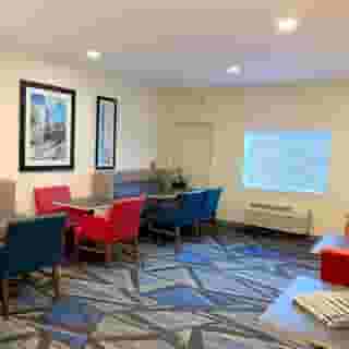 Holiday Inn Express & Suites Chicago-Libertyville by Ihg, 1 of 6