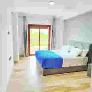 Les Belles Residences E, 2 of 6