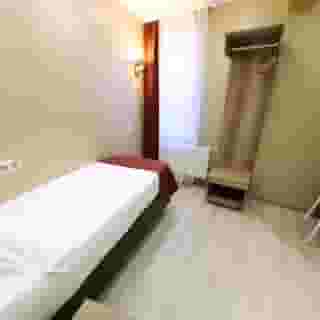 Hotel Phenix, 2 of 6