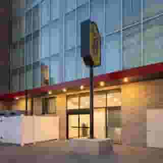 Super 8 By Wyndham Bronx Near Stadium, 1 of 6