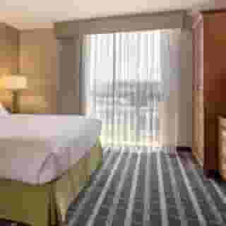 Embassy Suites by Hilton San Francisco Airport Waterfront, 1 of 6