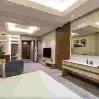 Voyage Hotel, 3 of 6