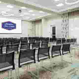 Hampton Inn & Suites Atlanta Buckhead Place, 2 of 6