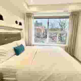 Toronto Rooms and Suites, 1 of 6
