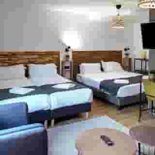 Lodge In Paris 13, 4 of 6