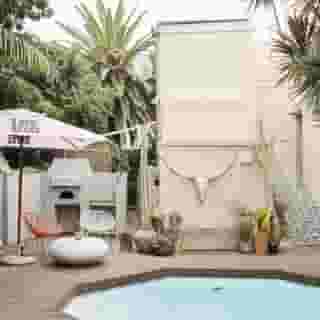 The Big Luxury Backpackers, 2 of 6