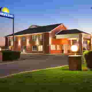 Days Inn by Wyndham Stouffville, 1 of 6