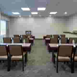 Hampton Inn Ny-jfk, 2 of 6