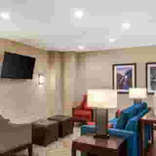 Comfort Inn & Suites At Copeland Tower, 2 of 6
