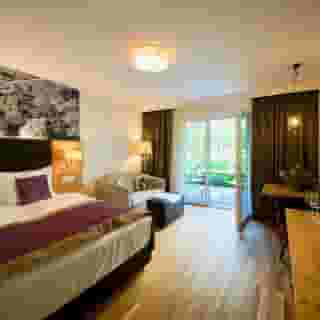 Parks 73 The TownHouse Hotel, 3 of 6