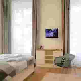 Riess City Rooms - Self Check-In, 6 of 6