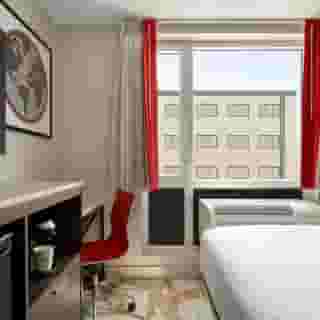 Ramada By Wyndham Brooklyn Empire Blvd, 1 of 6