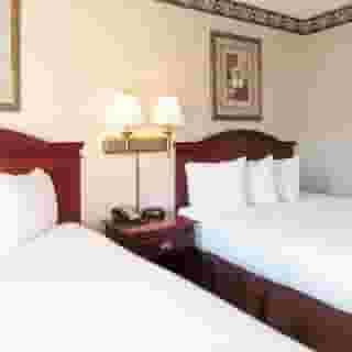 Studio City Court Yard Hotel, 3 of 6