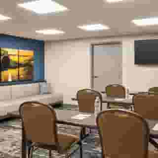 Hampton Inn Chicago-O'Hare International Airport, 5 of 6