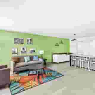 Woodspring Suites South Houston Hobby, 2 of 6