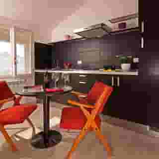 Radio Hotel, 3 of 6