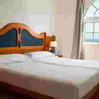 Hotel Las Olas, 4 of 6