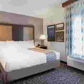 La Quinta Inn & Suites by Wyndham Seguin, 3 of 6