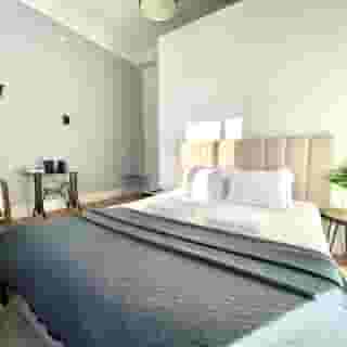 Lisbon Check-In Guesthouse, 1 of 6
