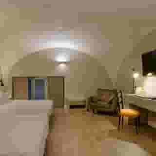 Caruso Place Boutique & Wellness Suites, 3 of 6