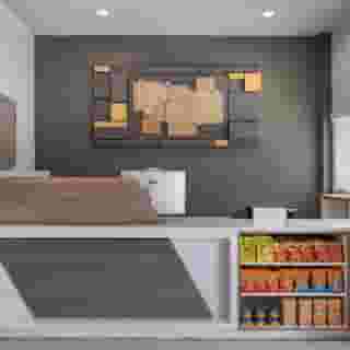 Holiday Inn Express & Suites Bronx - Zoo Area by Ihg, 2 of 6