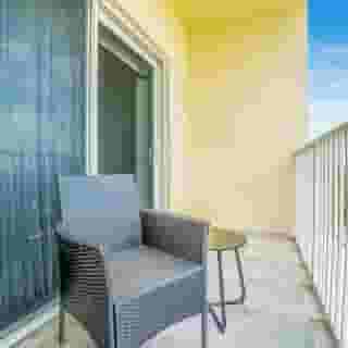South River Suites, 4 of 6