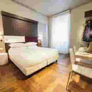 Genius Hotel Downtown, 5 of 6