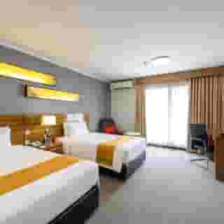 Maple Hotel, 2 of 6