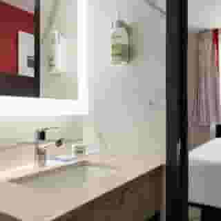 Ramada By Wyndham Brooklyn Empire Blvd, 5 of 6