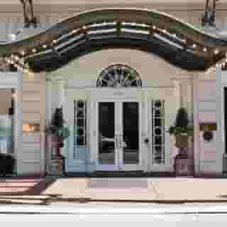 The Lafayette New Orleans By Kasa Living, 1 of 6