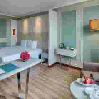 Windsor Plaza Hotel, 3 of 6