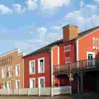 Disney Hotel Cheyenne, 1 of 6