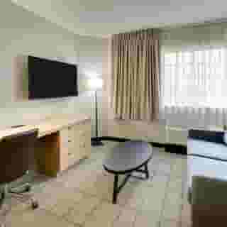 Sonesta Simply Suites Miami Airport Doral, 1 of 6