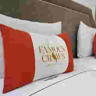 Famous Crows Lisbon Suites, 1 of 6