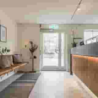 Avanti Hotel, 3 of 6